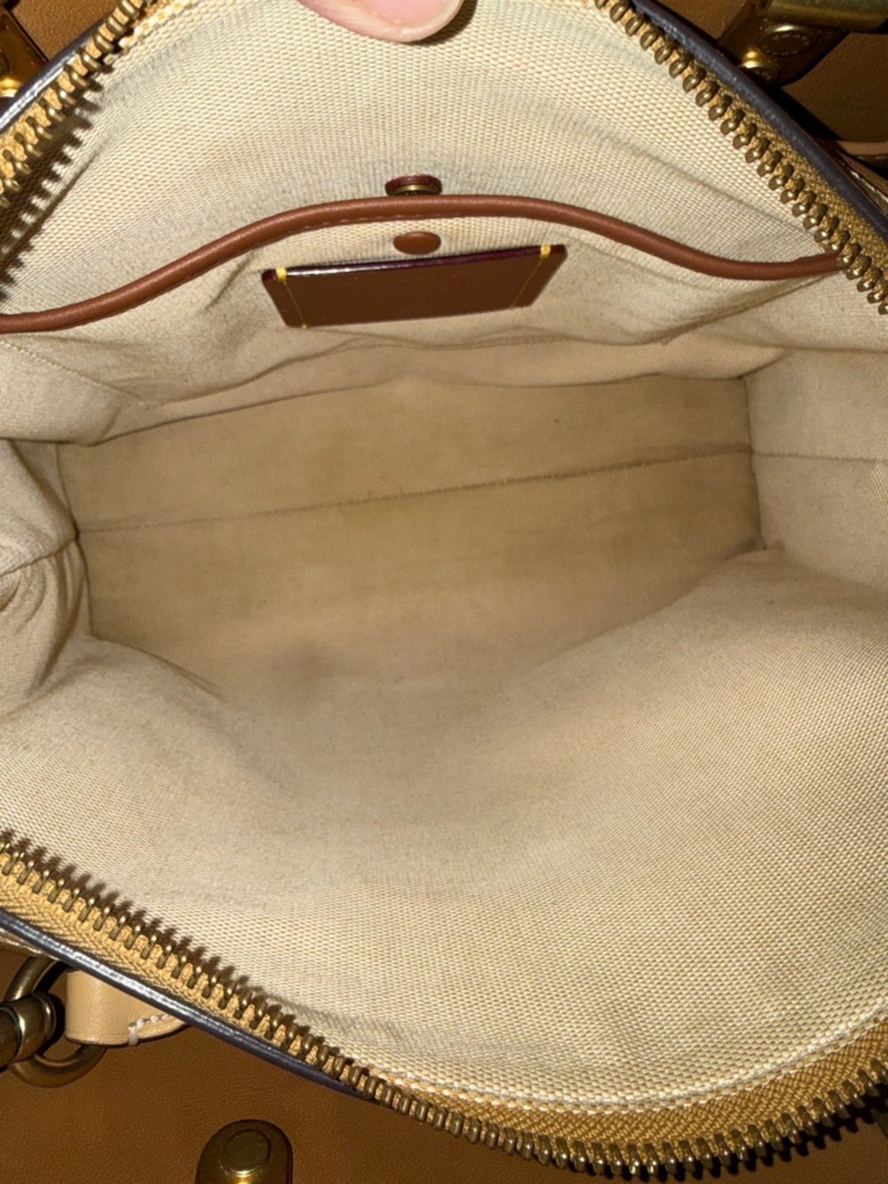 Coach 30 Rogue Glove Tanned Bag in Tan preowned - Picture 9 of 16